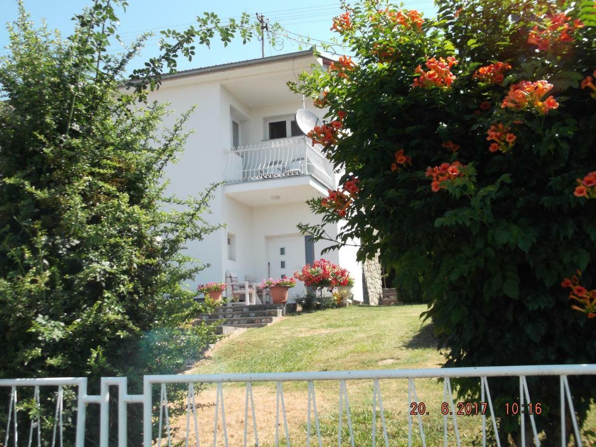 Apartman Katarina Beli Manastir Ngoại thất bức ảnh